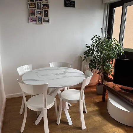 2 Pièces Appartamento